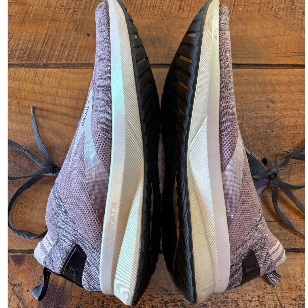 Brooks these shoes